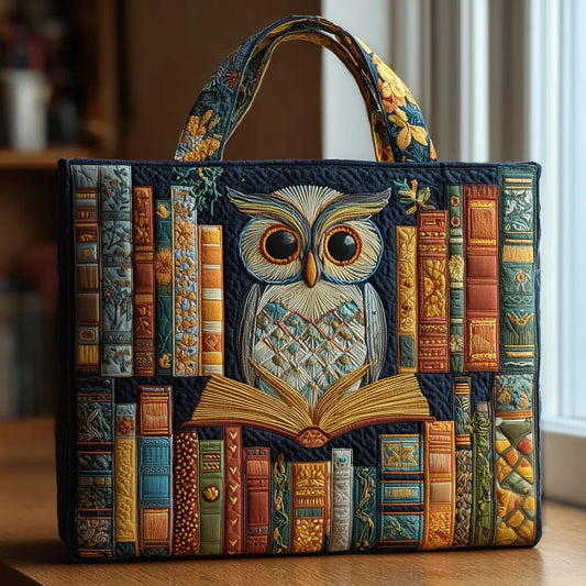 Bolso Artesanal Búho entre Viejos Libros