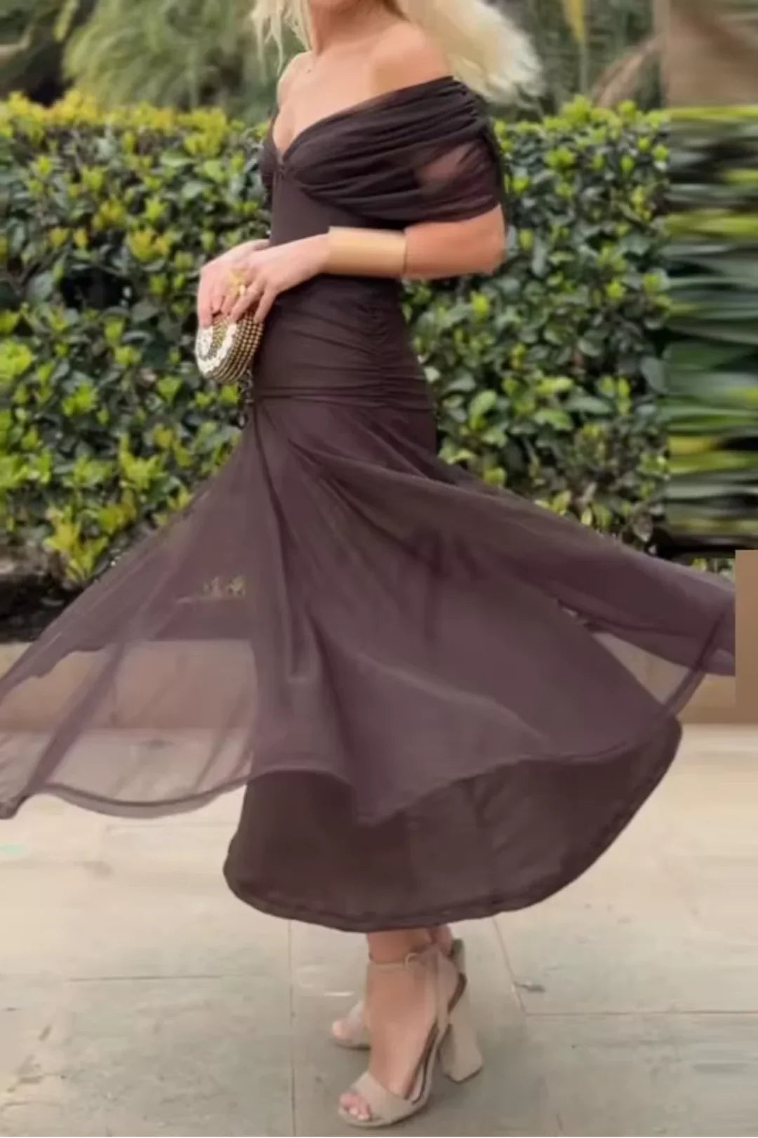 Vestido Maxi Elegante de Evento con Escote en V