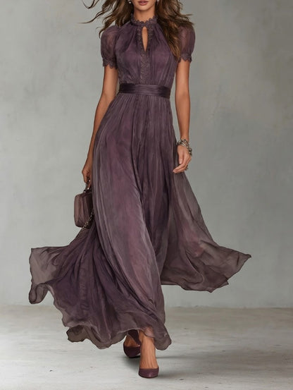 Flavia • Vestido largo violeta con escote de lágrima y borde de encaje de chiffon