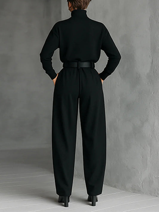 Lisa™ | Conjunto de dos piezas en negro con cinturón