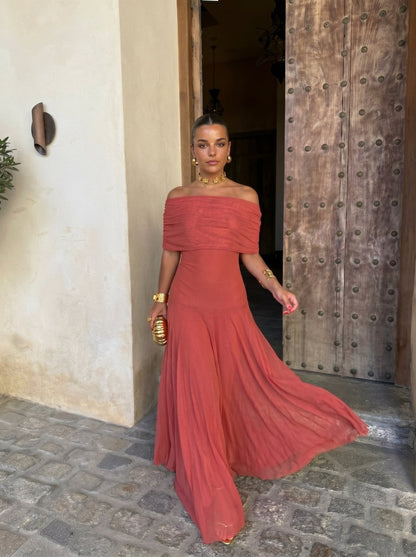Selena - Elegante vestido sin tirantes de red