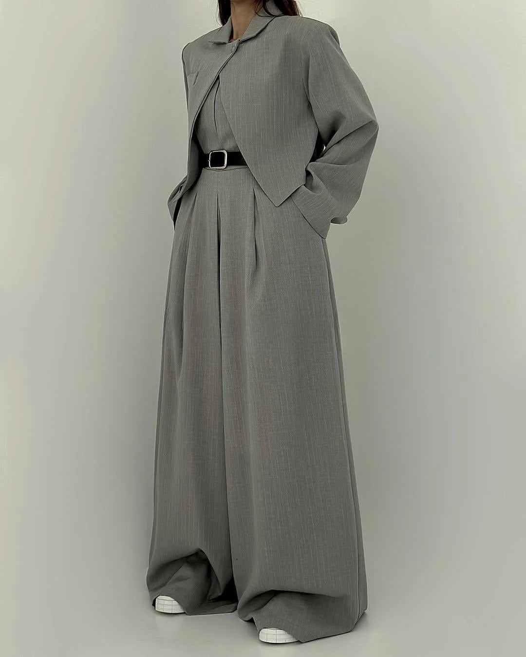 Alba Montiel™ | Conjunto femenino de top bustier y americana – Elegancia y estilo actual