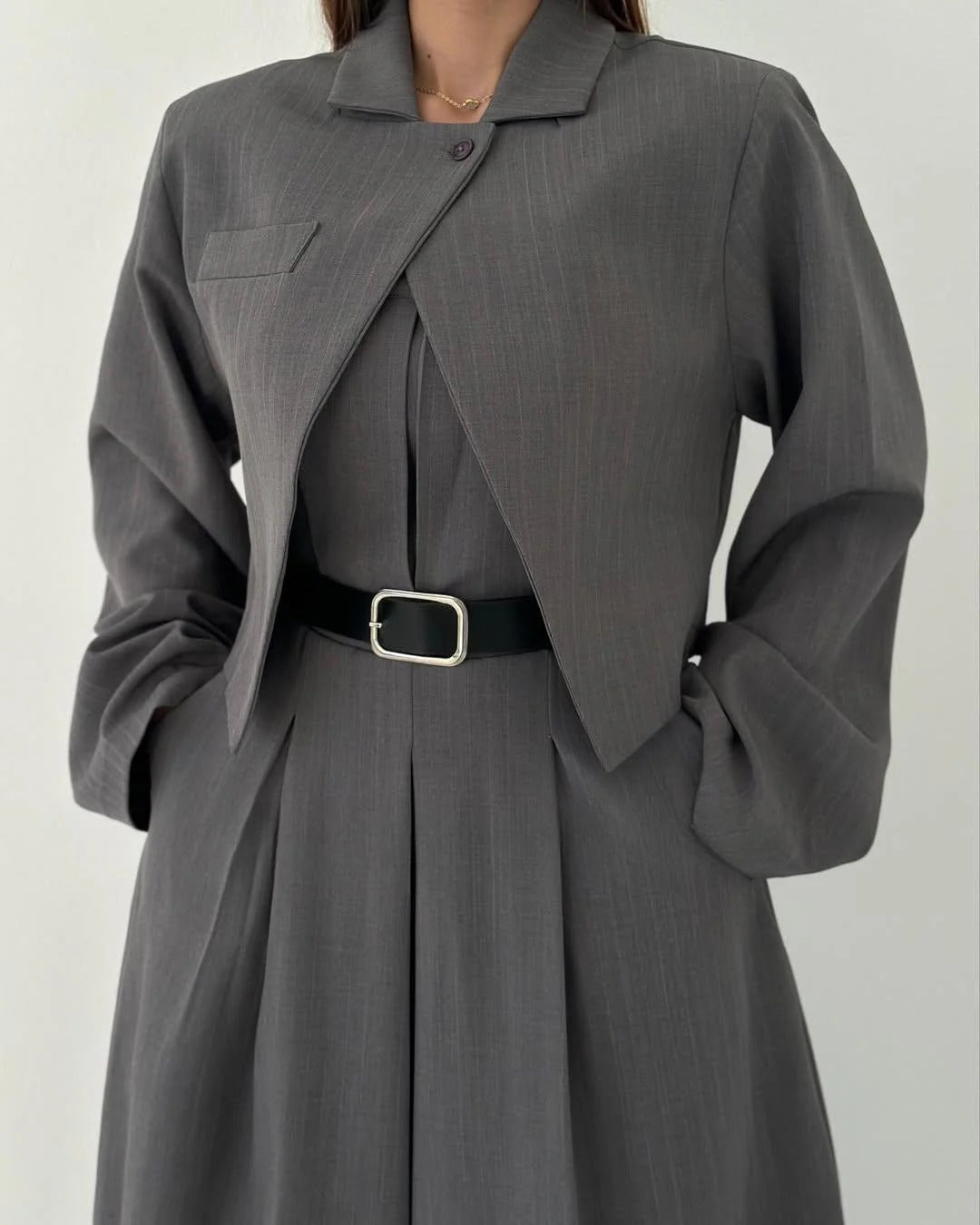 Alba Montiel™ | Conjunto femenino de top bustier y americana – Elegancia y estilo actual