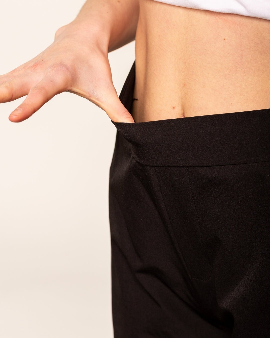 Pantalones cómodos Slim Fit Nero